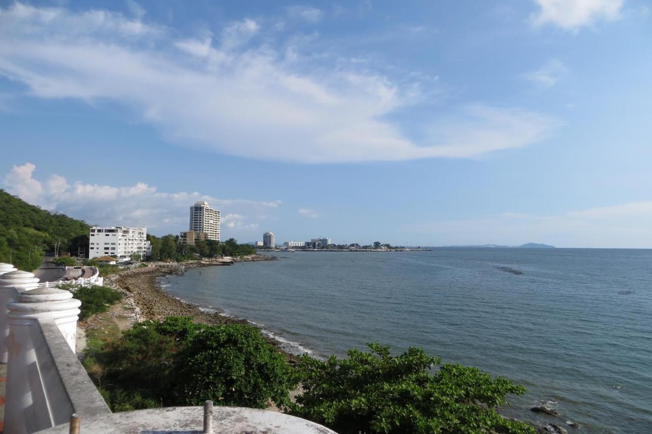 Oyo 536 Reuan Kanthima Ban Laem Chabang Dış mekan fotoğraf