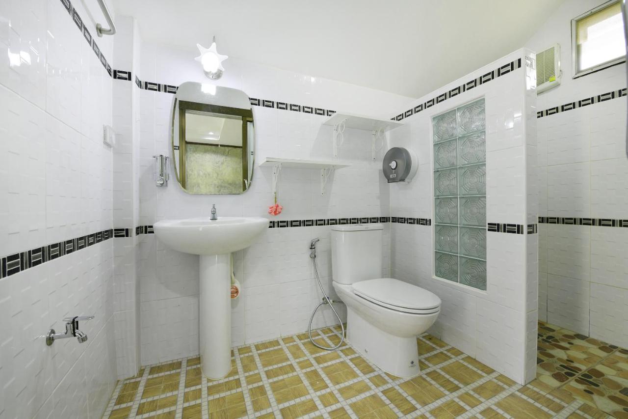 Oyo 536 Reuan Kanthima Ban Laem Chabang Dış mekan fotoğraf